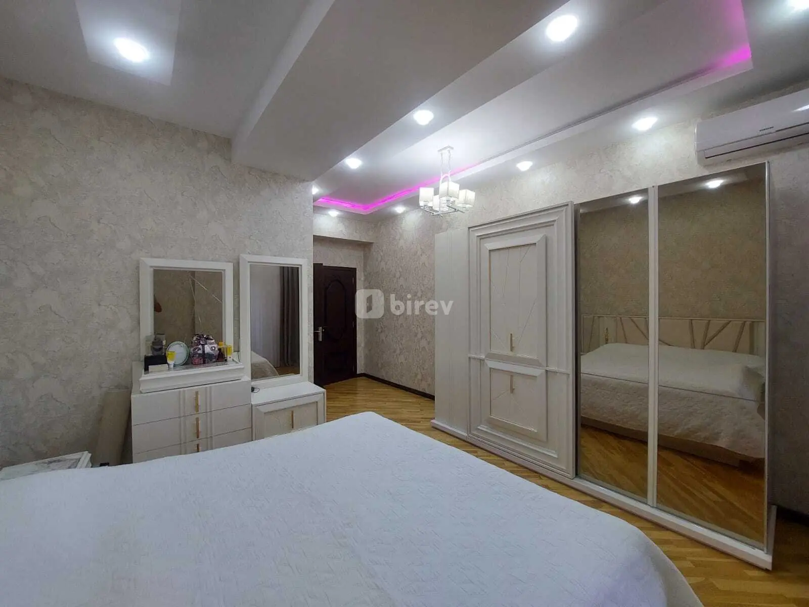 4-комнатная квартира, Насиминский район, Hüseynbala Əliyev küç., Баку — фото 7