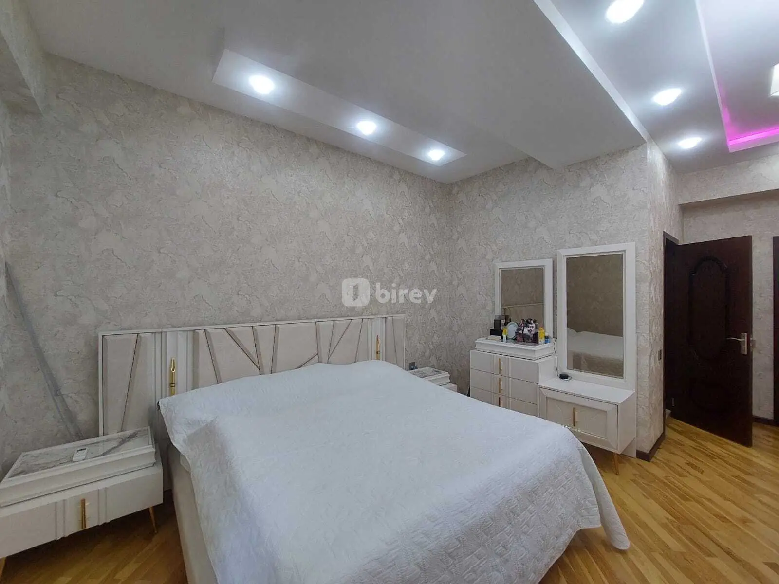 4-комнатная квартира, Насиминский район, Hüseynbala Əliyev küç., Баку — фото 8
