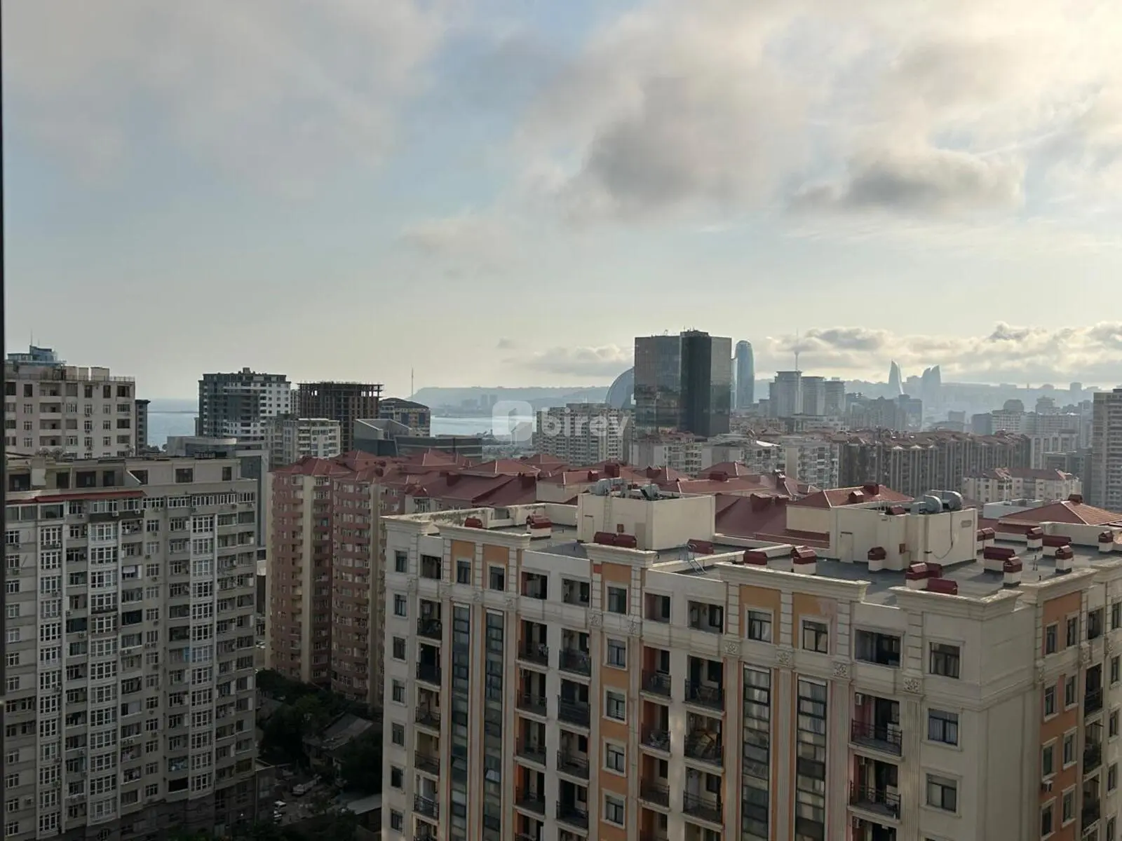 3-комнатная квартира, пос. Белый город, N.Rəfiyev küçəsi 26, Хатаинский район — фото 4