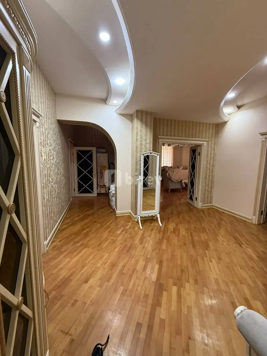 3-комнатная квартира, Бинагадинский район, Cəfər Xəndan küç., Баку — фото 6