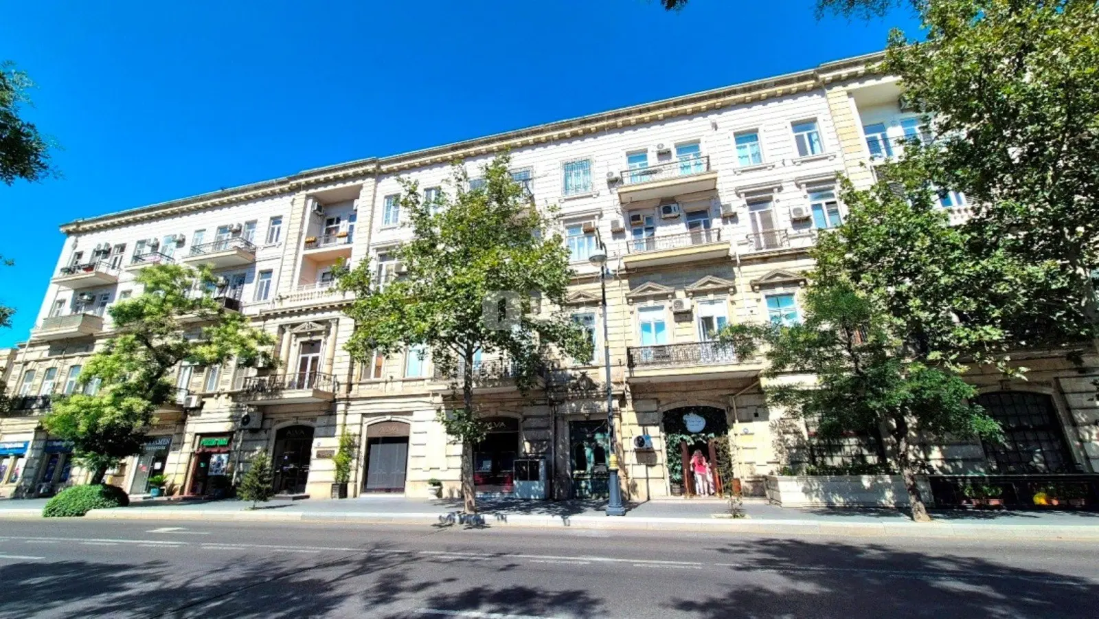 2-комнатная квартира, Сабаильский район, Rəşid Behbudov küç, Баку — фото 1