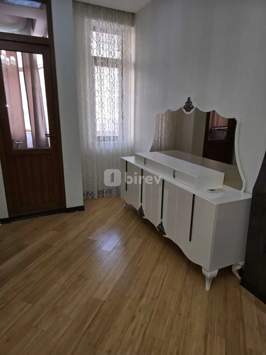 3-комнатная квартира, Наримановский район, Ülvi Bünyadzadə küç, Баку — фото 10