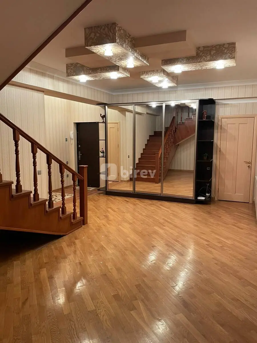 6-комнатная квартира, Насиминский район, Ənvər Hüseyinov küçəsi, Баку — фото 12