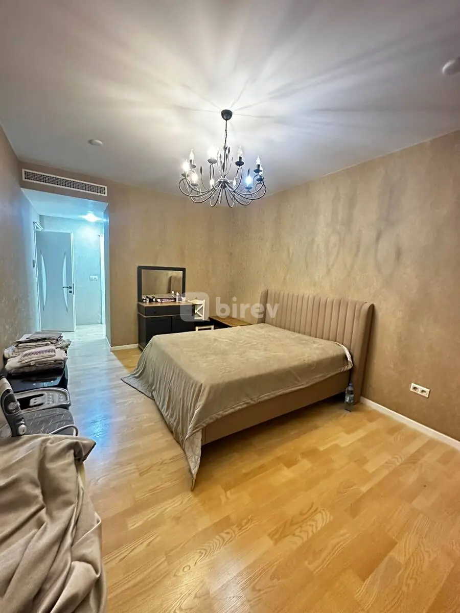 3-комнатная квартира, Насиминский район, Neftçilər pr., Баку — фото 8
