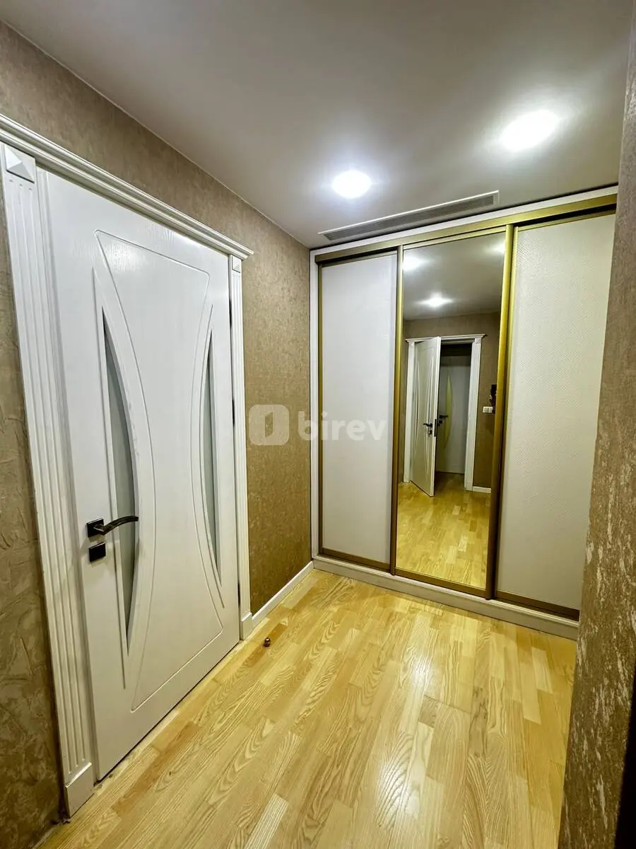 3-комнатная квартира, Насиминский район, Neftçilər pr., Баку — фото 10