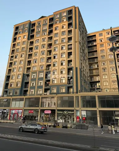 3 otaqlı mənzil, Yasamal q.