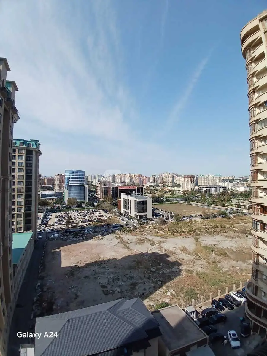 4-комнатная квартира, Хатаинский район, Ayaz İsmayılov küç., Баку — фото 7