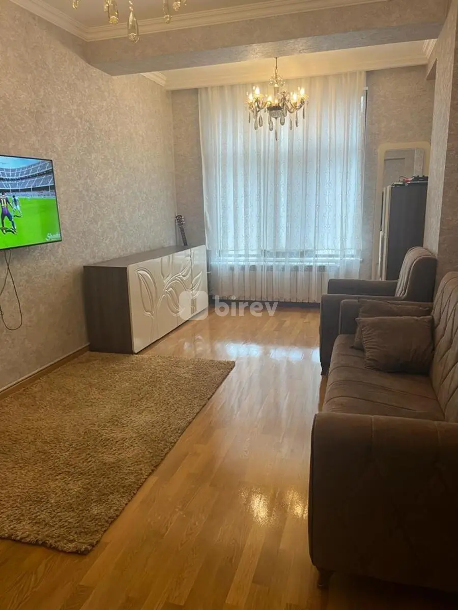 3-комнатная квартира, Наримановский район, Təbriz küçəsi, Баку — фото 1