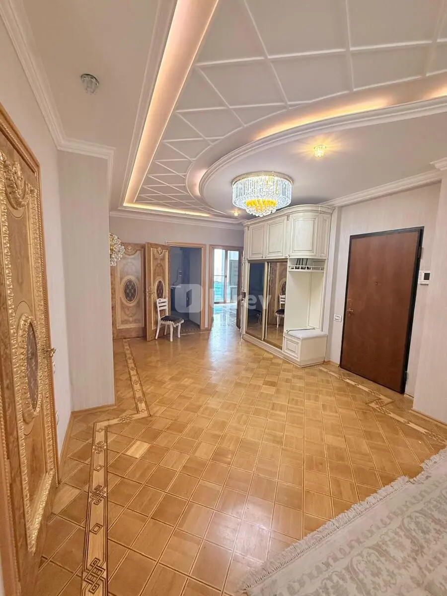 3-комнатная квартира, Наримановский район, Tələt Şıxəliyev küçəsi, Баку — фото 10