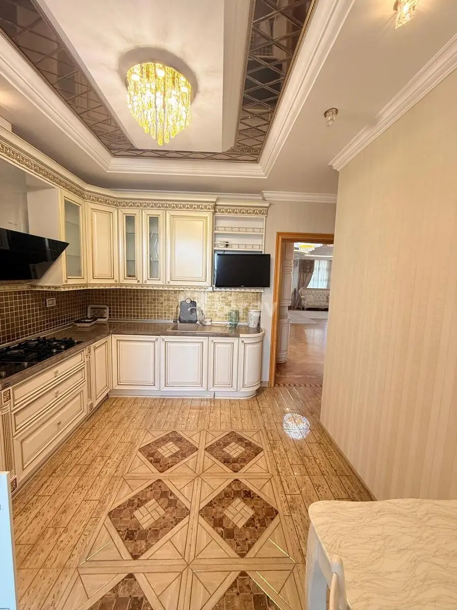 3-комнатная квартира, Наримановский район, Tələt Şıxəliyev küçəsi, Баку — фото 13