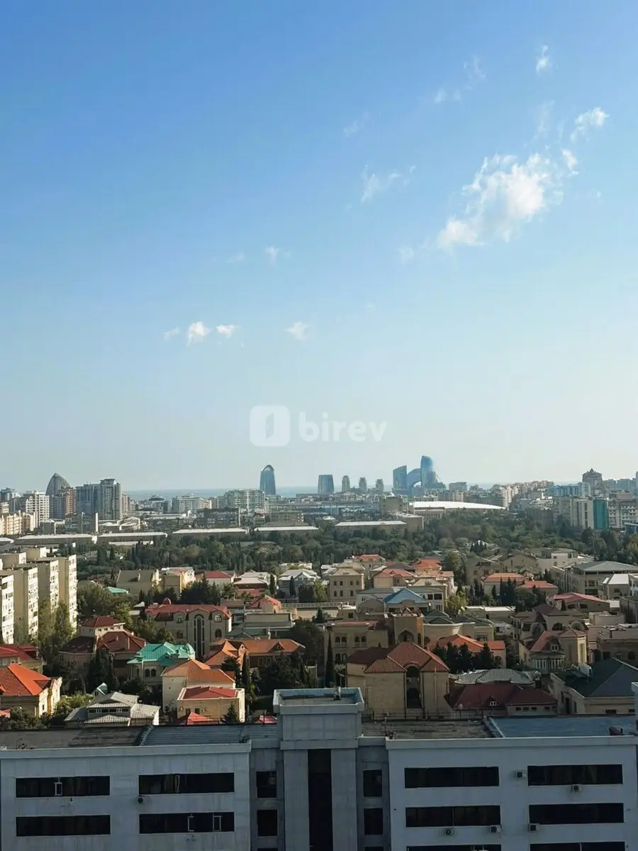 3-комнатная квартира, Бинагадинский район, Atatürk pr., Баку — фото 1