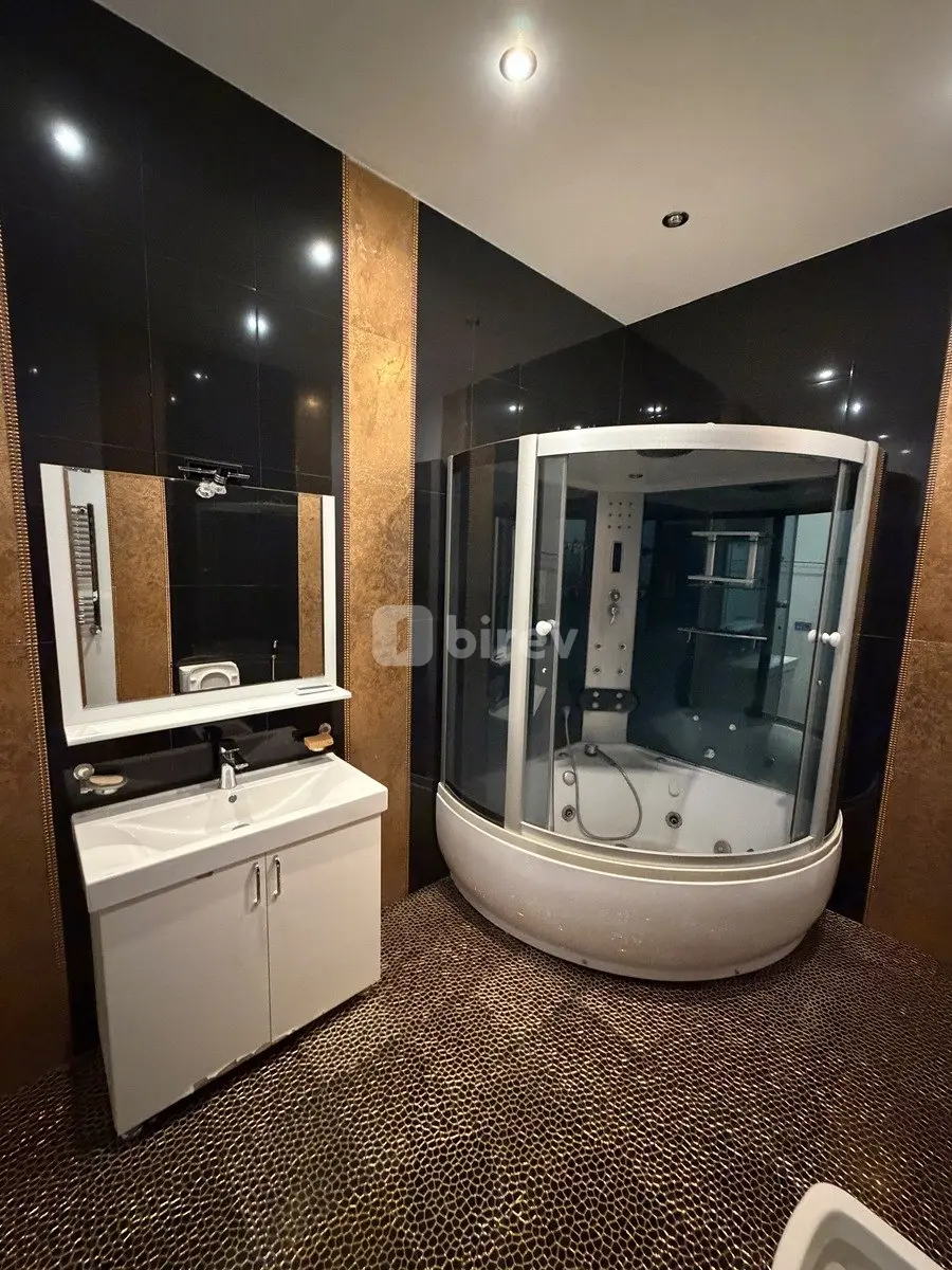 7-комнатный дом, Бинагадинский район, Ənvər Əlixanov küçəsi, Баку — фото 18