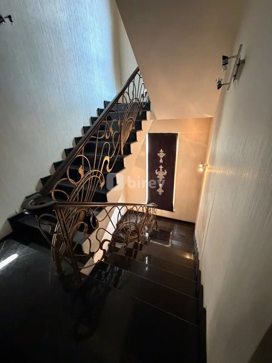 7-комнатный дом, Бинагадинский район, Ənvər Əlixanov küçəsi, Баку — фото 22