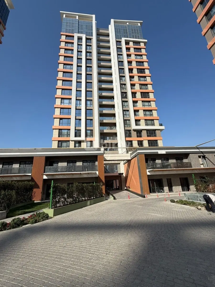 3-комнатная квартира, пос. Беюкшор, Nərimamov city garden, Наримановский район — фото 1