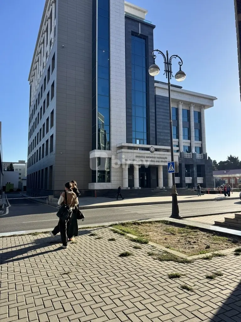 3-комнатная квартира, 8-й микрорайон, Ə.Naxçıvani küç.Bina 11, Бинагадинский район — фото 2