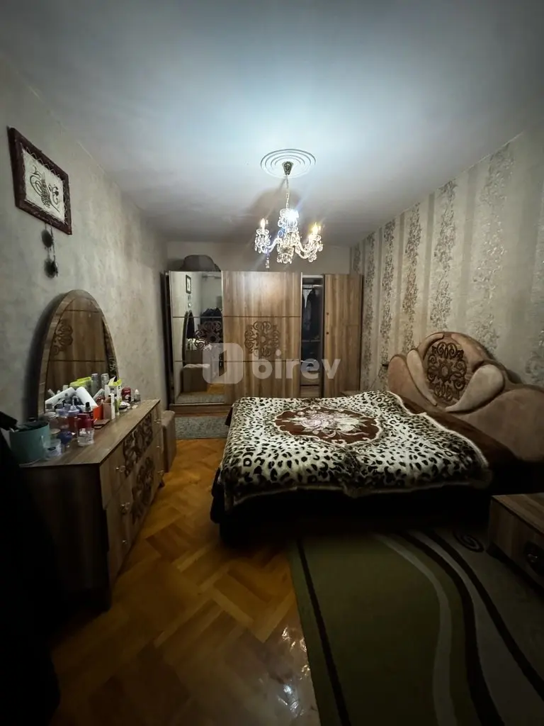 3-комнатная квартира, 8-й микрорайон, Ə.Naxçıvani küç.Bina 11, Бинагадинский район — фото 9
