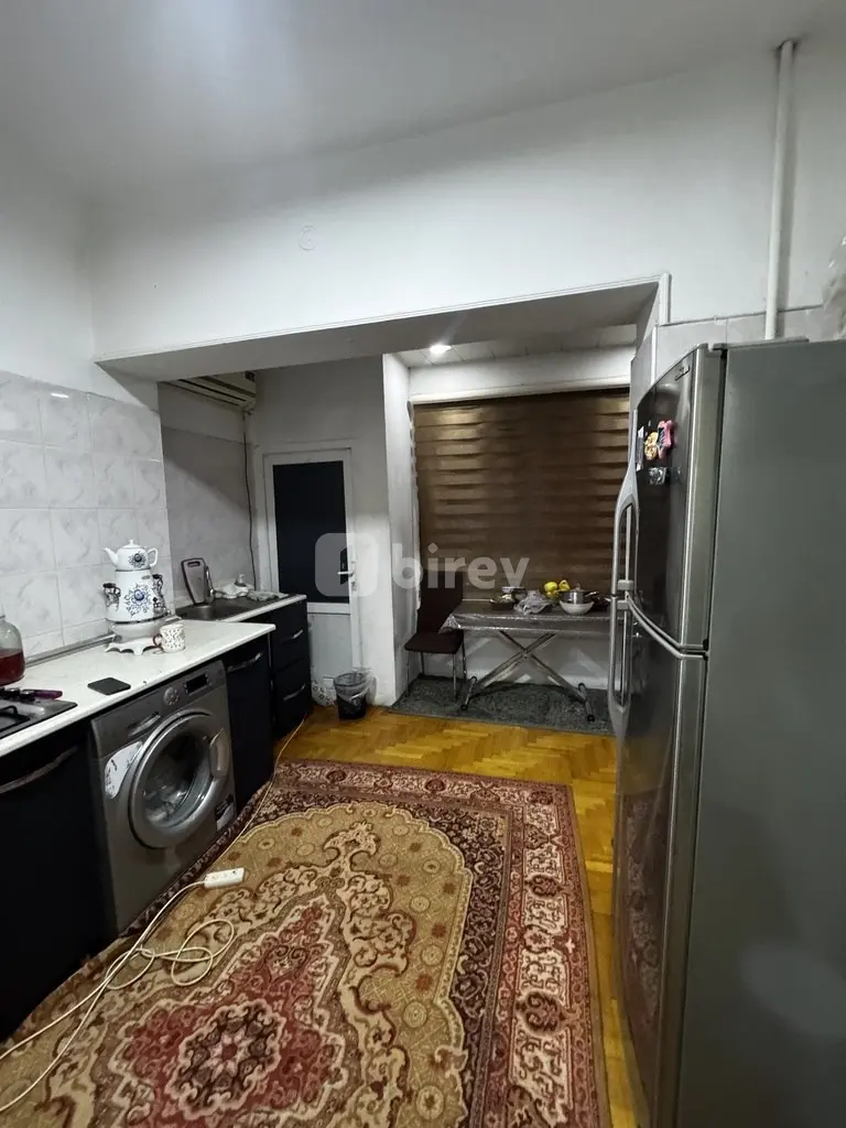 3-комнатная квартира, 8-й микрорайон, Ə.Naxçıvani küç.Bina 11, Бинагадинский район — фото 12
