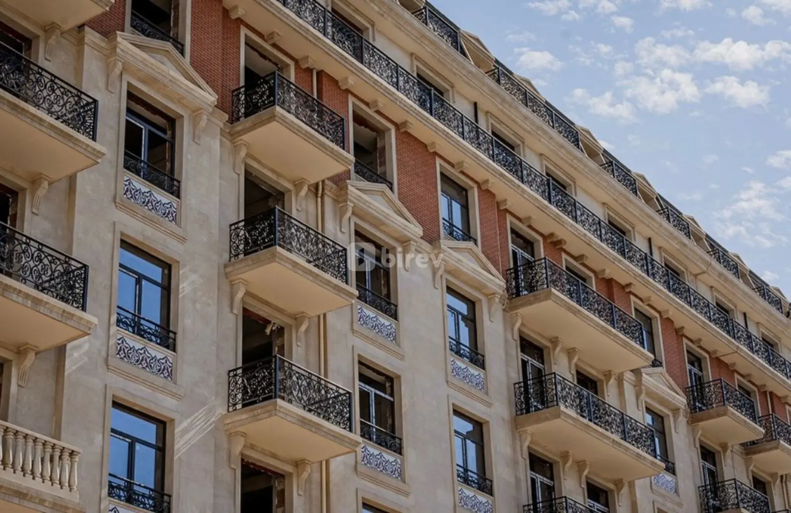 4-комнатная квартира, пос. Белый город, Mərkəzi Park küçəsi, Хатаинский район — фото 3