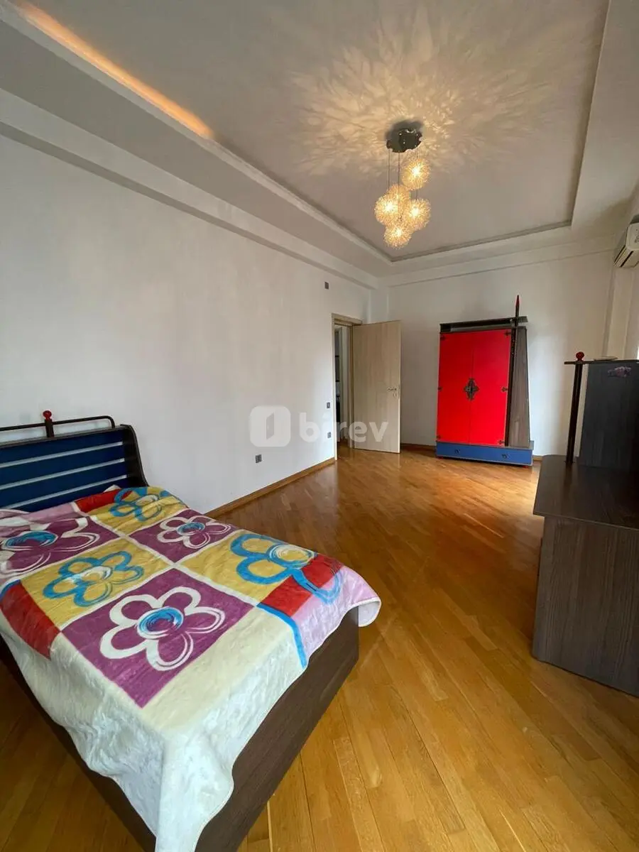 4-комнатная квартира, Насиминский район, Azadlıq prospekti, Баку — фото 10