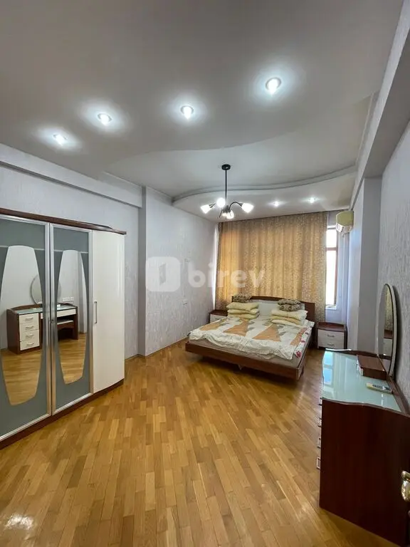 3-комнатная квартира, Насиминский район, Rəşid Behbudov küç, Баку — фото 8