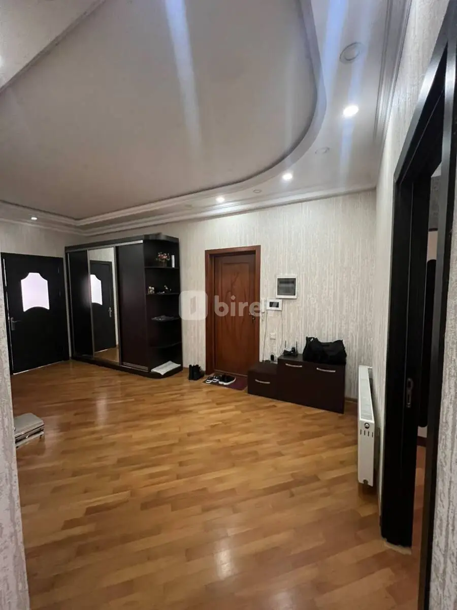 4-комнатная квартира, Ясамальский район, Mətbuat pr., 54., Баку — фото 3