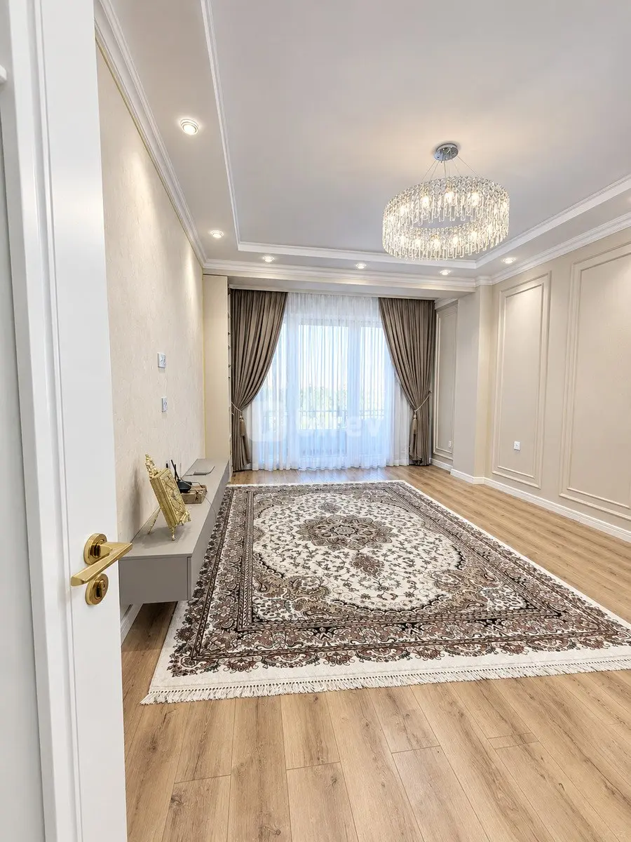 3-комнатная квартира, Хатаинский район, 8 noyabr pr., Баку — фото 1