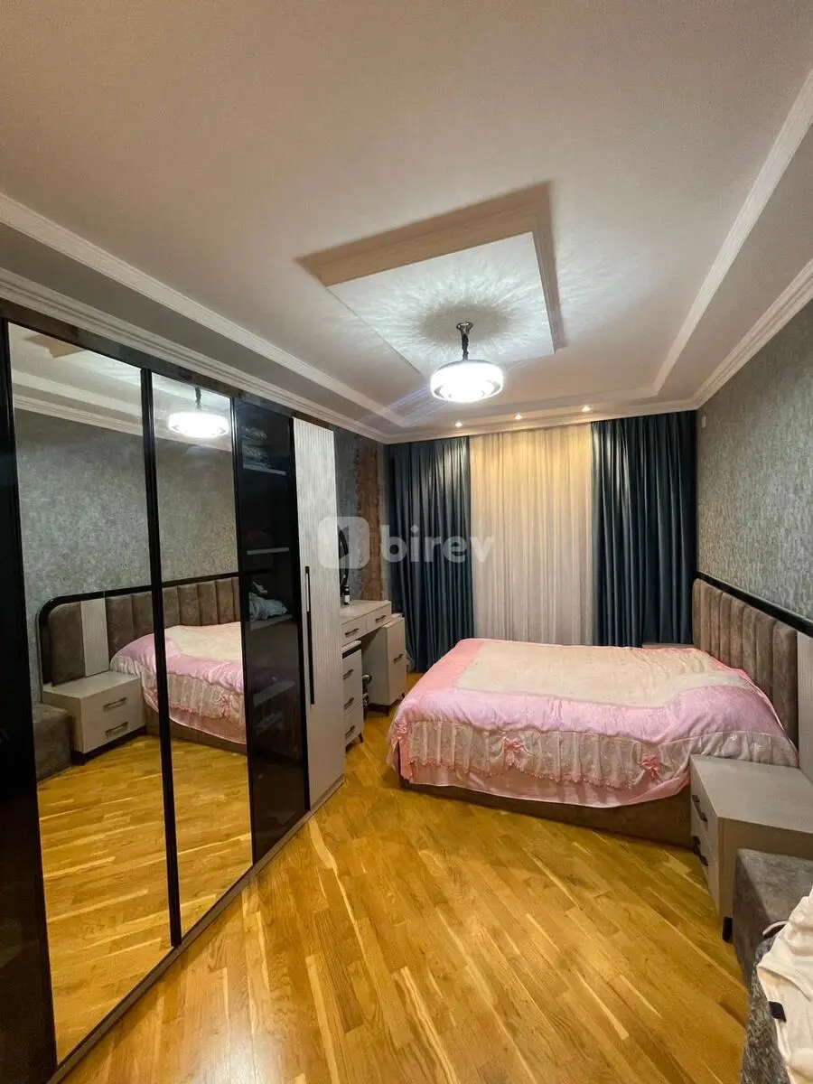 4-комнатная квартира, Хатаинский район, Gəncə pr., Баку — фото 4