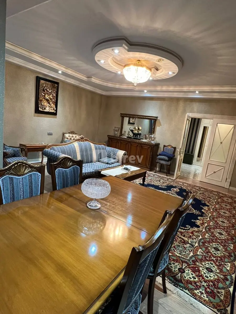 4-комнатная квартира, Хатаинский район, Həsən Salmani küç. 17, Баку — фото 3