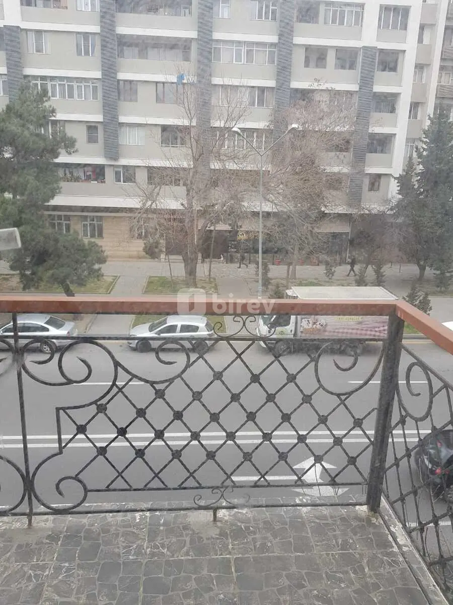 3-комнатная квартира, Насиминский район, D. Əliyeva küç, Баку — фото 2