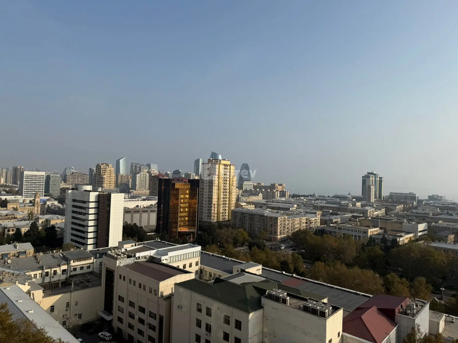 4-комнатная квартира, Насиминский район, Bülbül pr., Баку — фото 4