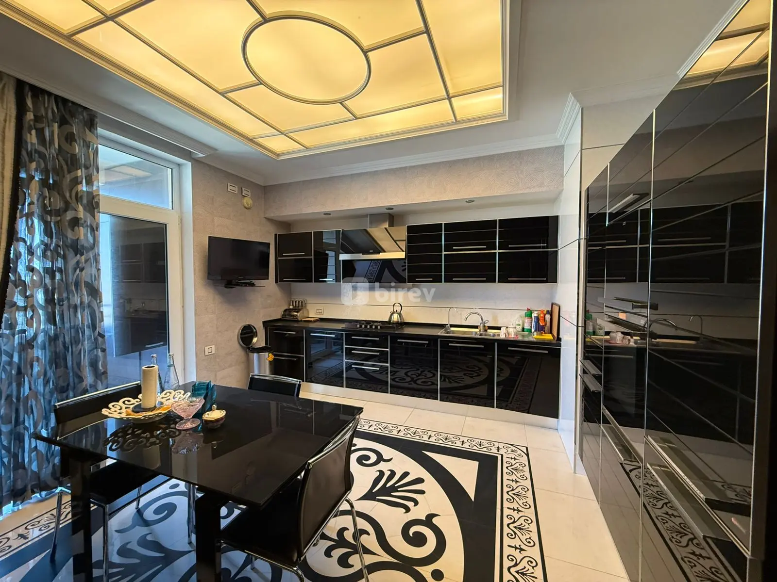 4-комнатная квартира, Насиминский район, Bülbül pr., Баку — фото 11