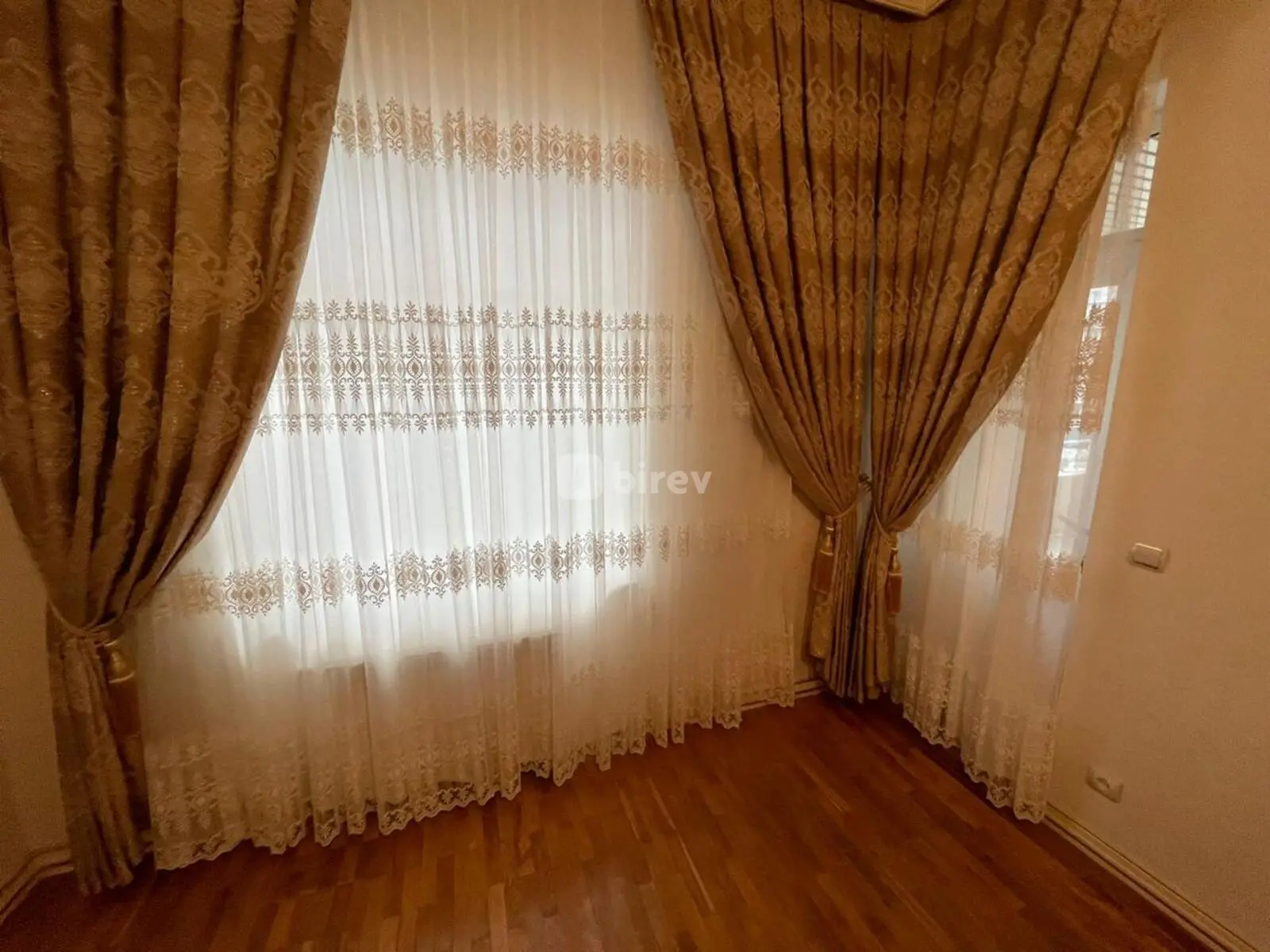 4-комнатная квартира, Ясамальский район, İsmayıl bəy Qutqaşınlı küç., Баку — фото 8