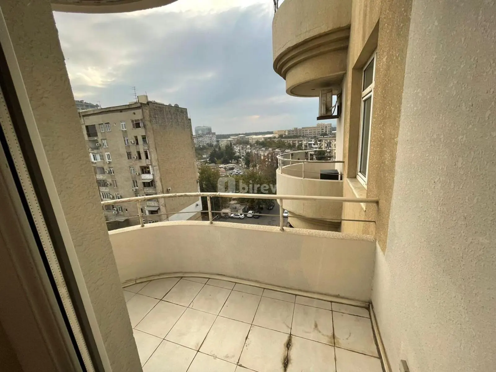 4-комнатная квартира, Ясамальский район, İsmayıl bəy Qutqaşınlı küç., Баку — фото 9