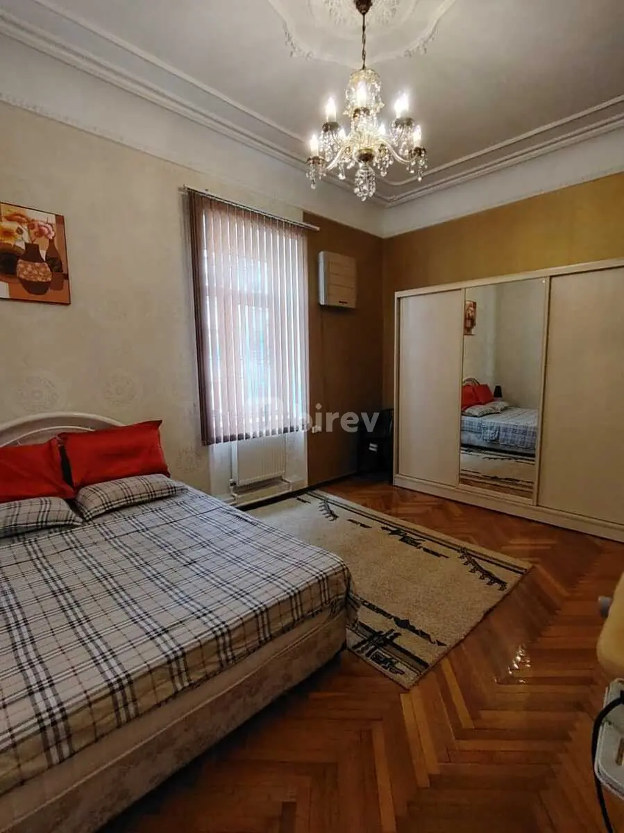 2-комнатная квартира, Низаминский район, Nizami küçəsi, Баку — фото 9