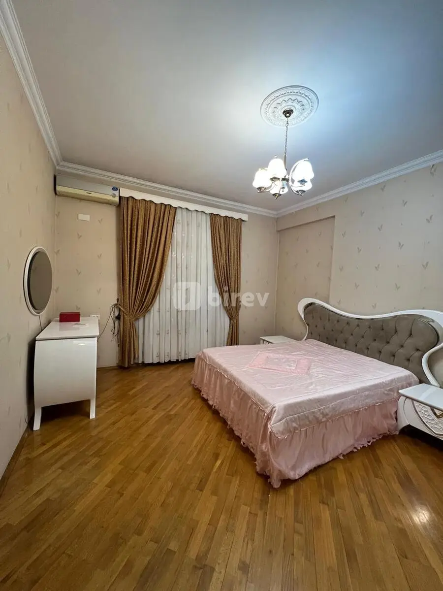 3-комнатная квартира, 6-й микрорайон, Rövşən Hüseynov Küçəsi, Бинагадинский район — фото 3