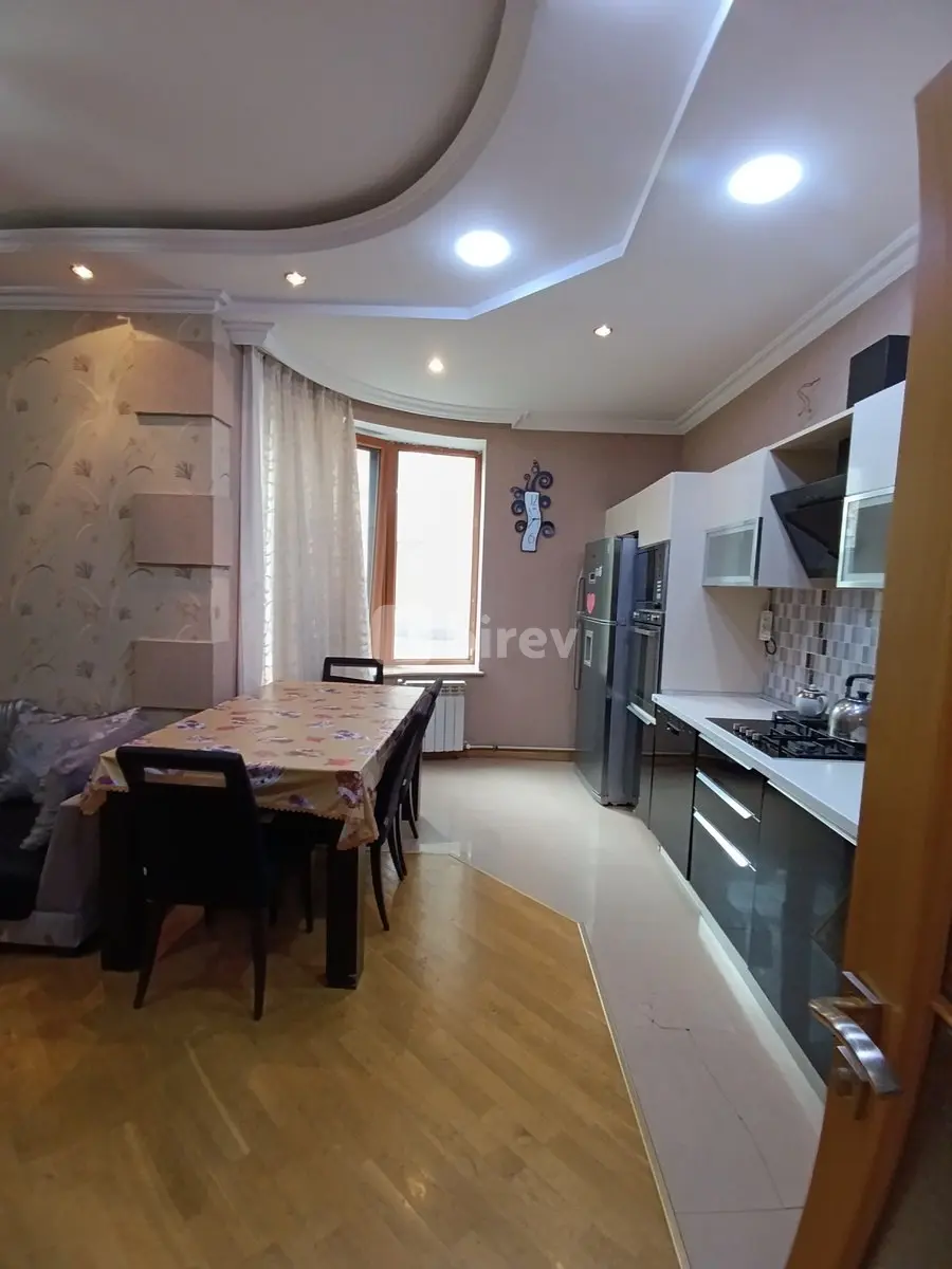 3-комнатная квартира, Ясамальский район, Şamil Əzizbəyov küç. 55, Баку — фото 10
