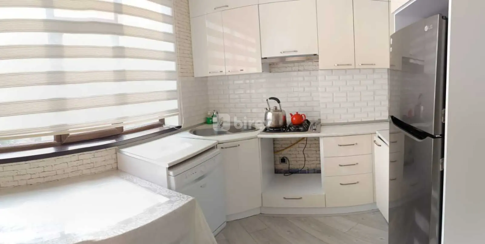 3-комнатная квартира, Наримановский район, Təbriz küç, Баку — фото 4