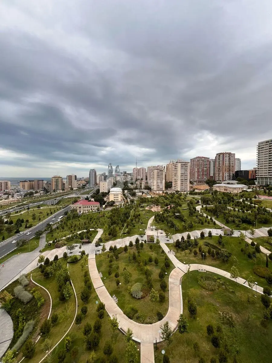 4-комнатная квартира, Ясамальский район, İsmayıl bəy Qutqaşınlı küçəsi, Баку — фото 1