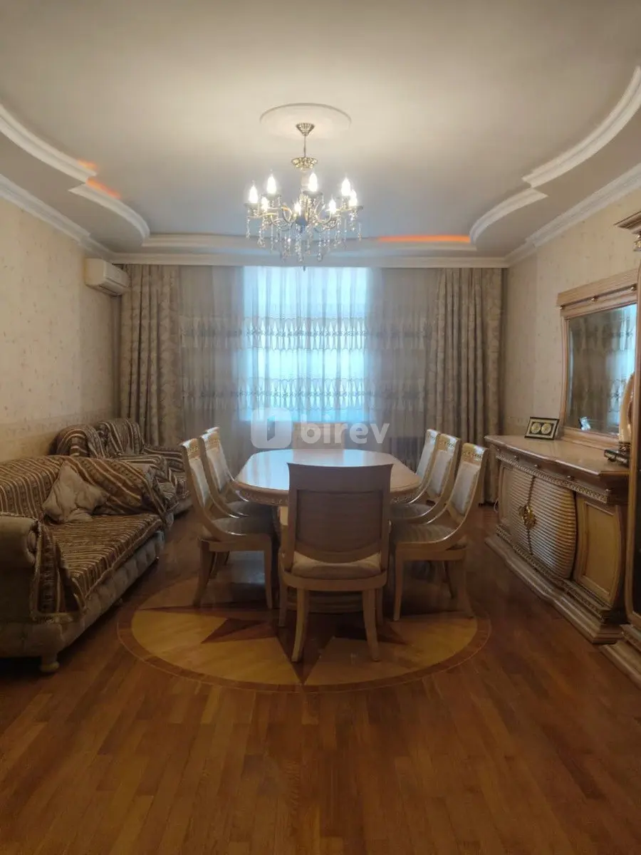 3-комнатная квартира, Низаминский район, Qara Qarayev pr., Баку — фото 1