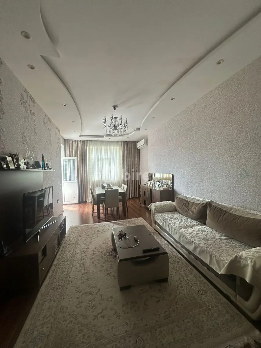 3-комнатная квартира, 8-й микрорайон, Rövşən Hüseynov küçəsi, Бинагадинский район — фото 1