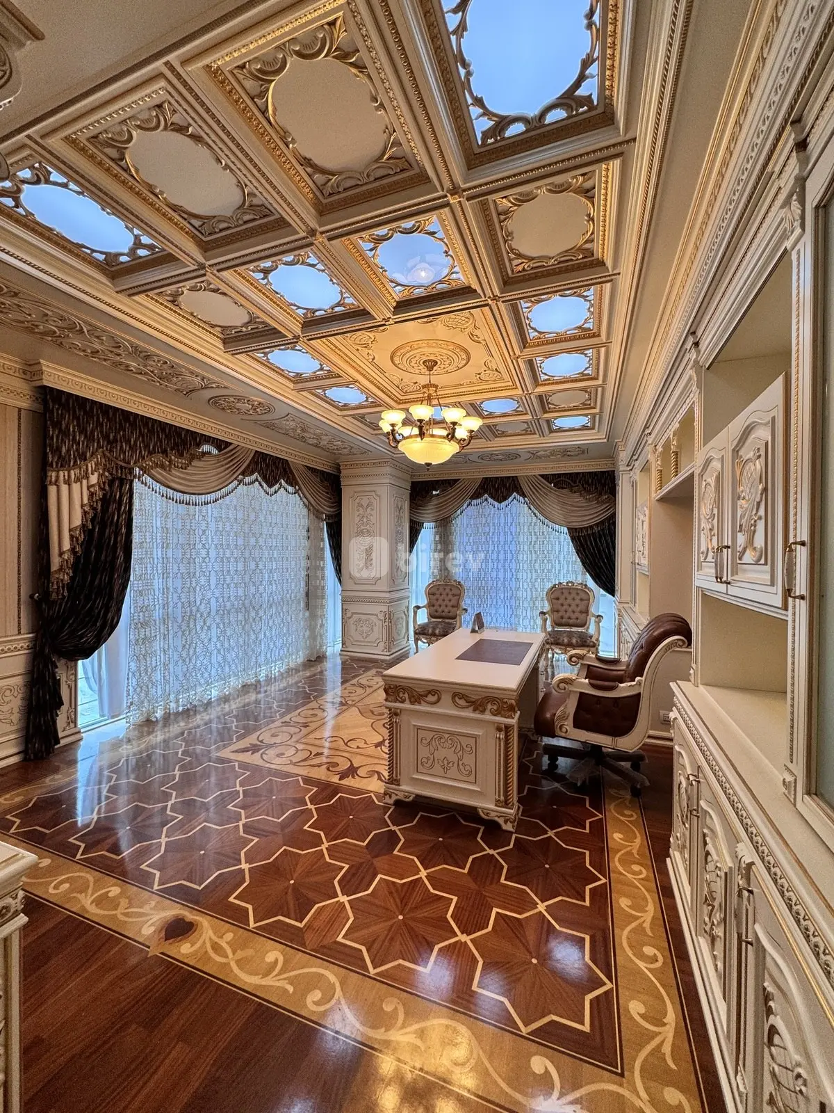 4-комнатная квартира, Ясамальский район, Nəriman Nərimanov pr., Баку — фото 1