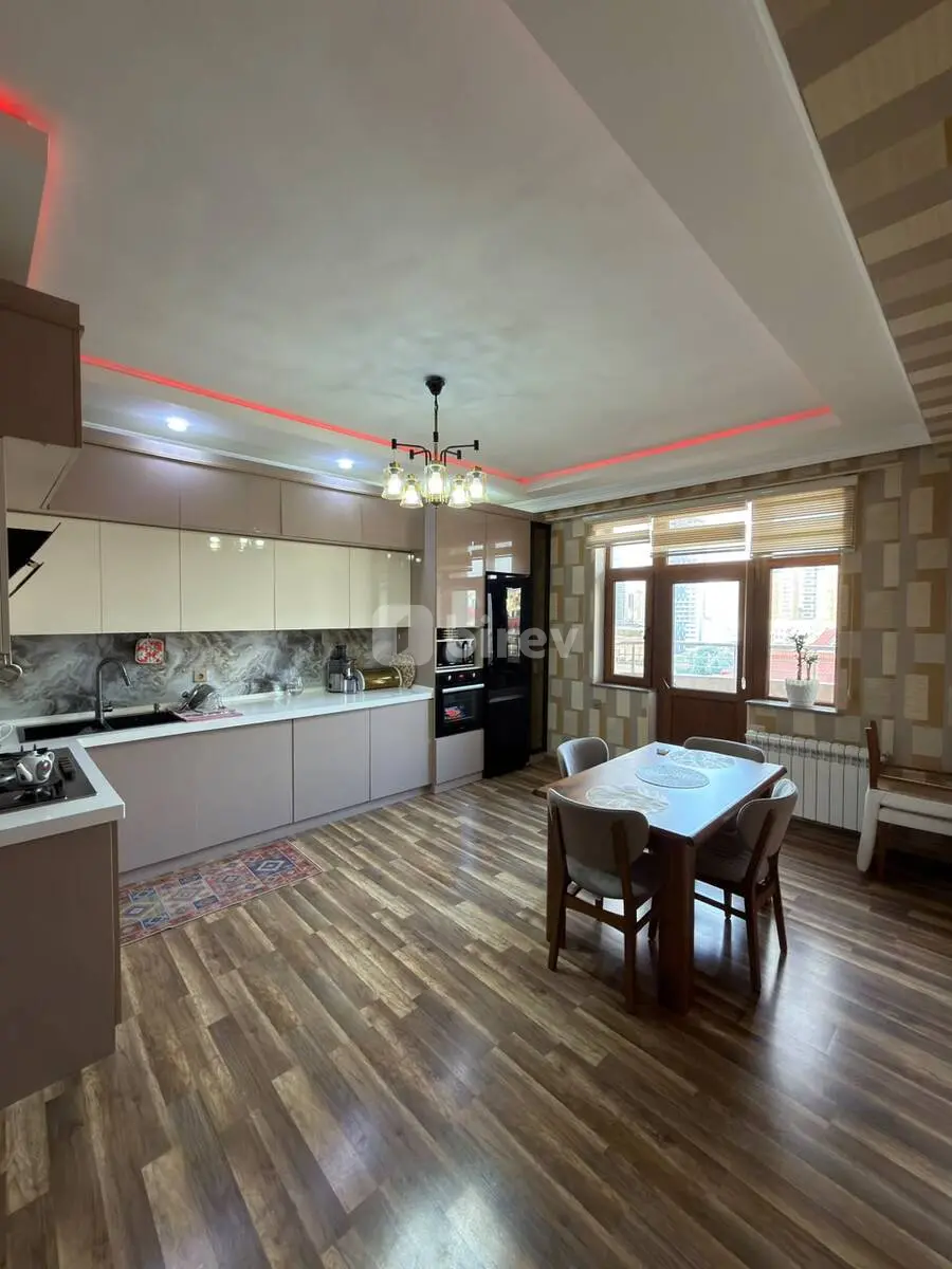 3-комнатная квартира, Хатаинский район, Xocalı pr., Баку — фото 18