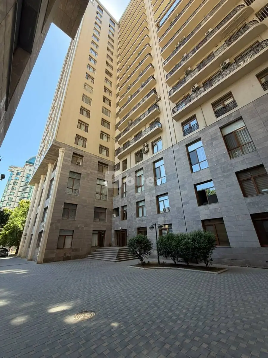 4-комнатная квартира, Насиминский район, Bülbül pr., Баку — фото 20