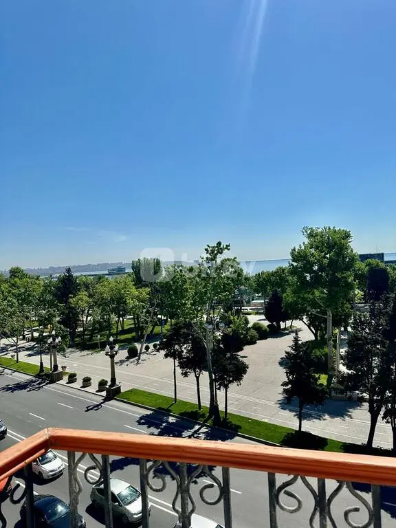 2-комнатная квартира, Сабаильский район, Neftçilər pr., 87., Баку — фото 12
