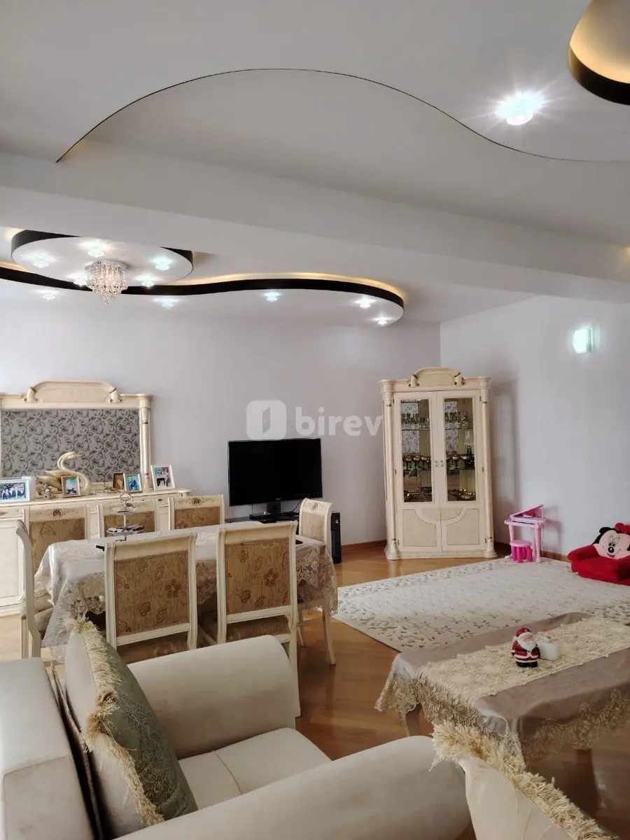 3-комнатная квартира, пос. Кубинка, C.Məmmədquluzadə k,15/05,m.45, Насиминский район — фото 3