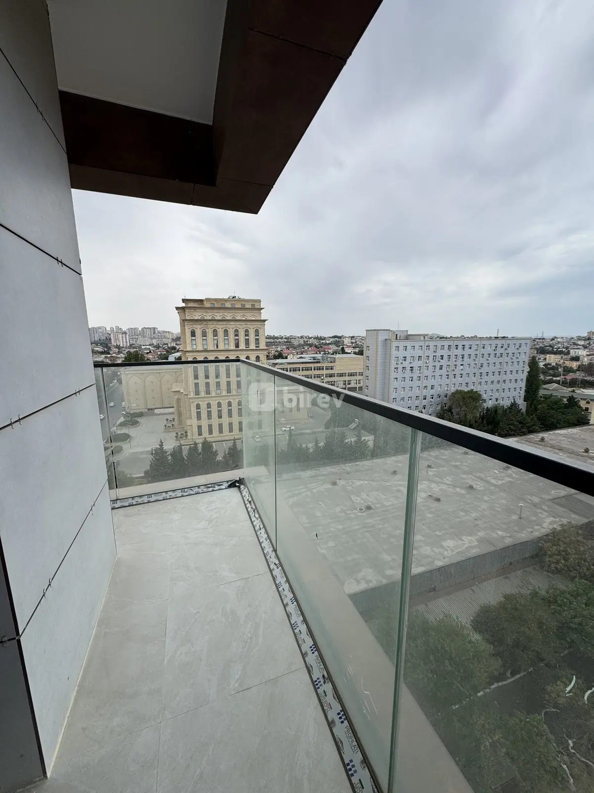3-комнатная квартира, 8-й микрорайон, Süleyman Sani Axundov küçəsi, Бинагадинский район — фото 8