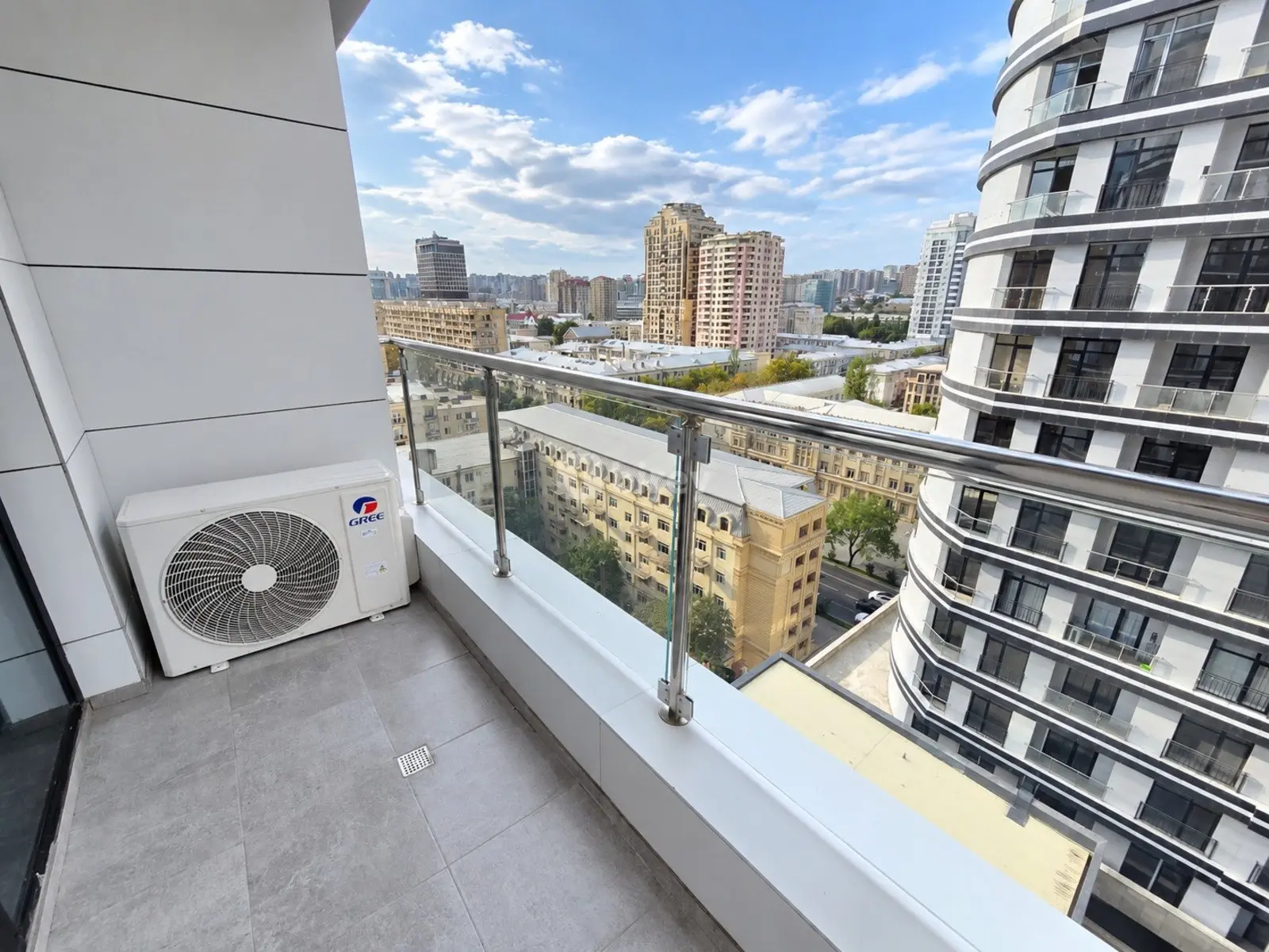 2-комнатная квартира, Сабаильский район, Üzeyir Hacıbəyli küç., Баку — фото 13