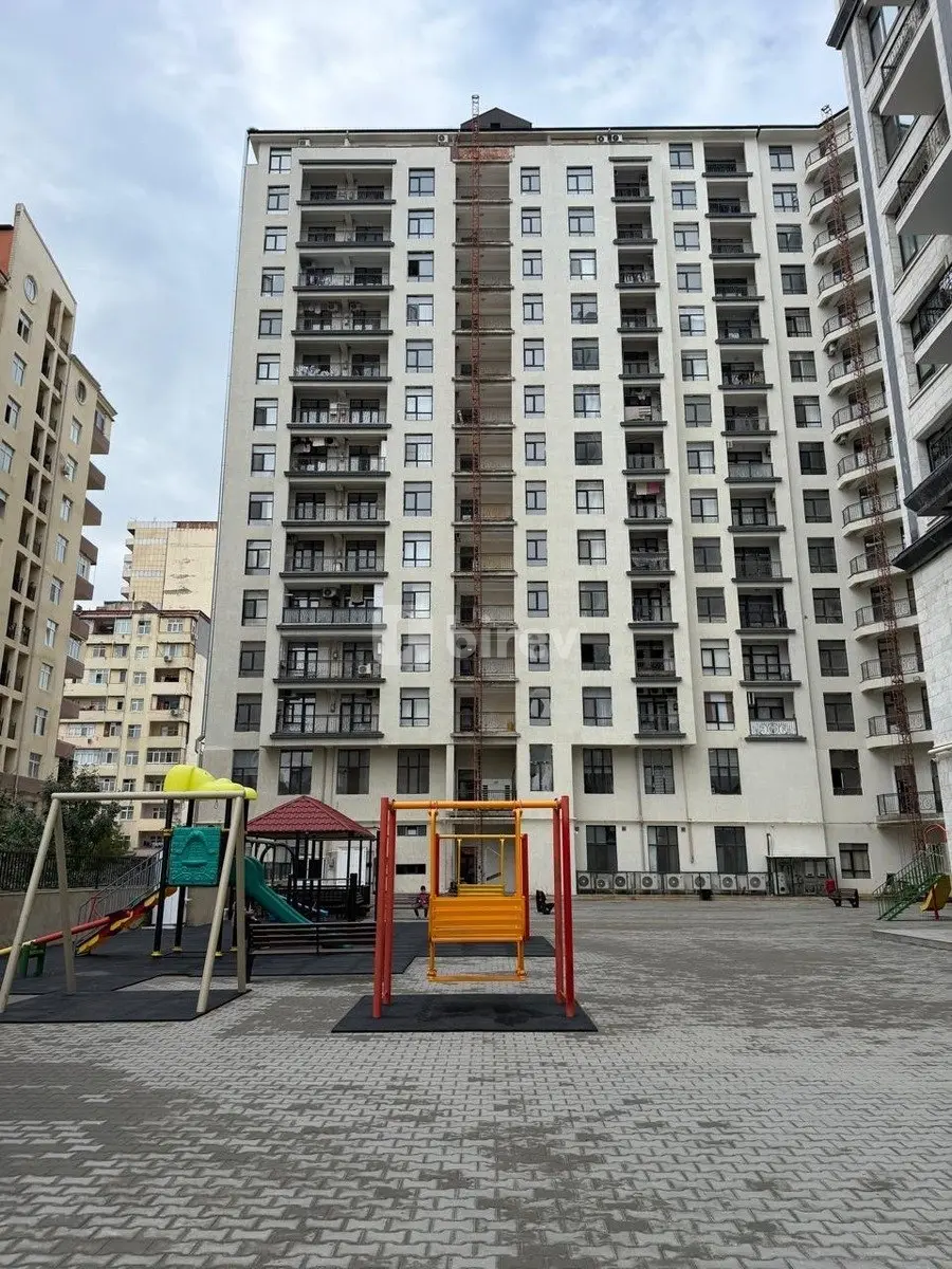 3-комнатная квартира, Наримановский район, Faiq Yusifov küçəsi, Баку — фото 1