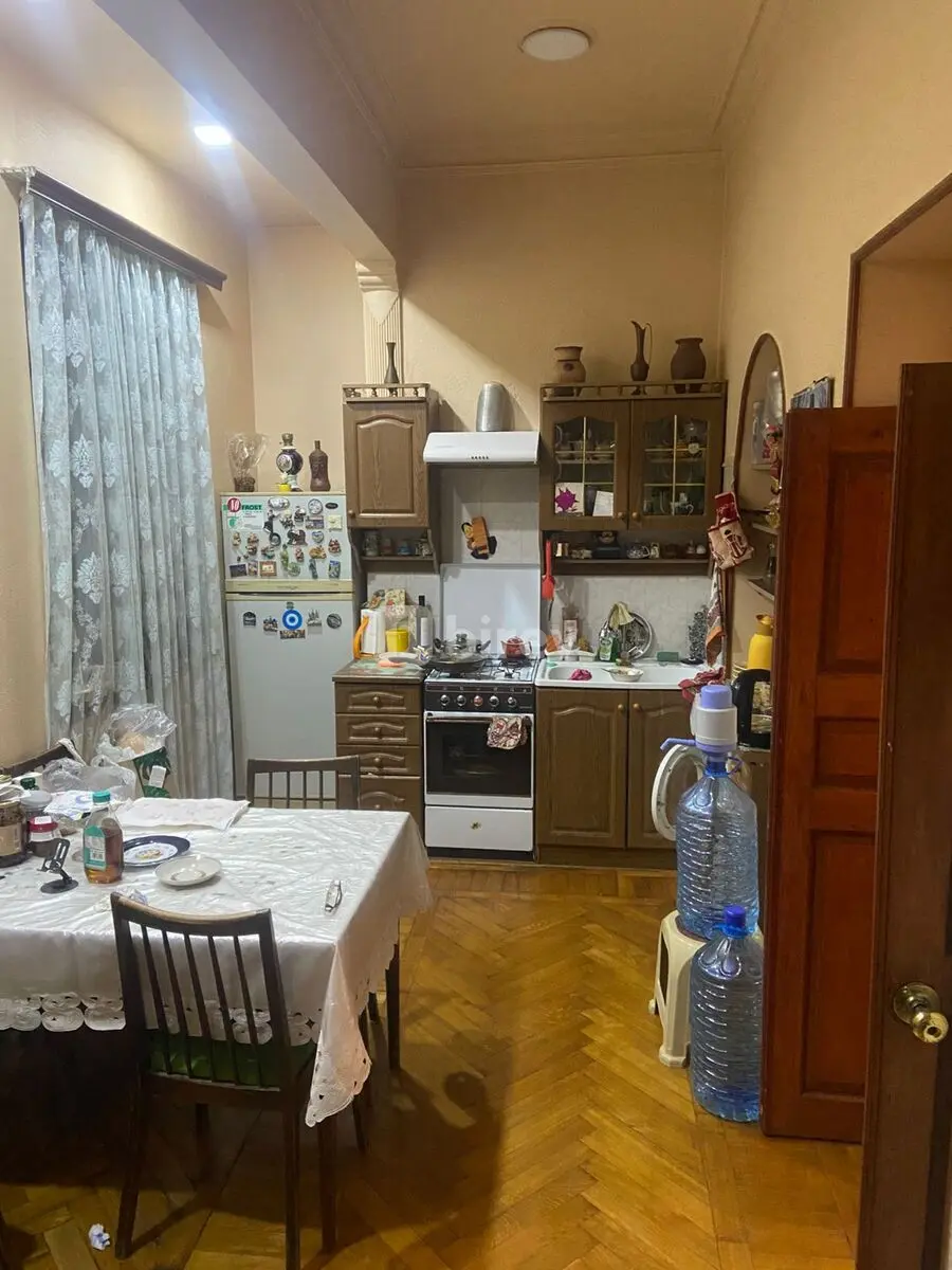 3-комнатная квартира, Насиминский район, Fizuli küç, Баку — фото 9