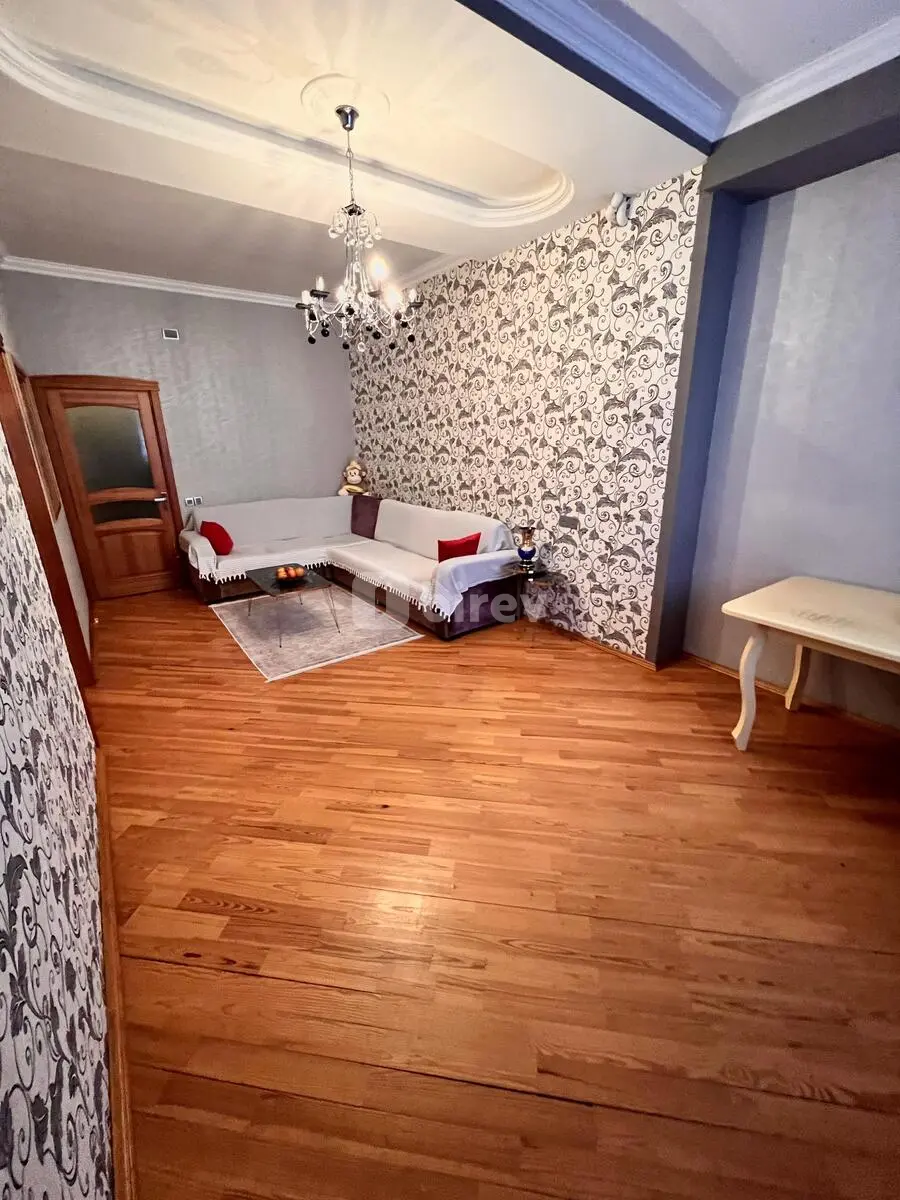 3-комнатная квартира, пос. 8-й километр, Bəhruz Nuriyev 16a, Низаминский район — фото 6